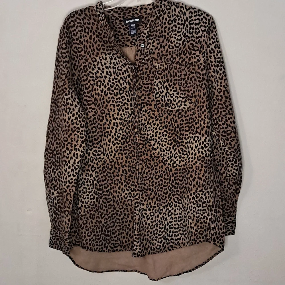 Lands' End Women's Size Medium Animal Print 1/2 Button Sleep Shirt